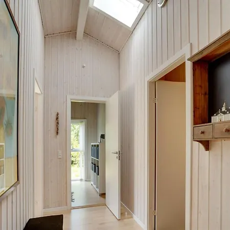 Gothfred - 1km From The Sea By Interhome *